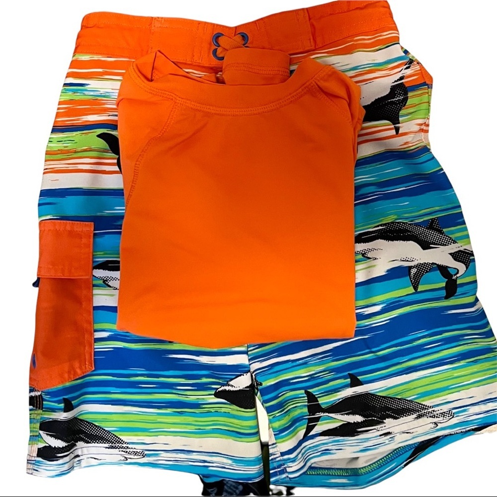 Boys Wonder Nation Swim Trunks and Rashguard size Medium